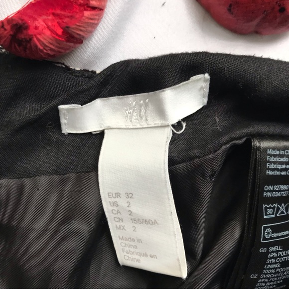 H&M CLOTHING.♥️ - Picture 3 of 4